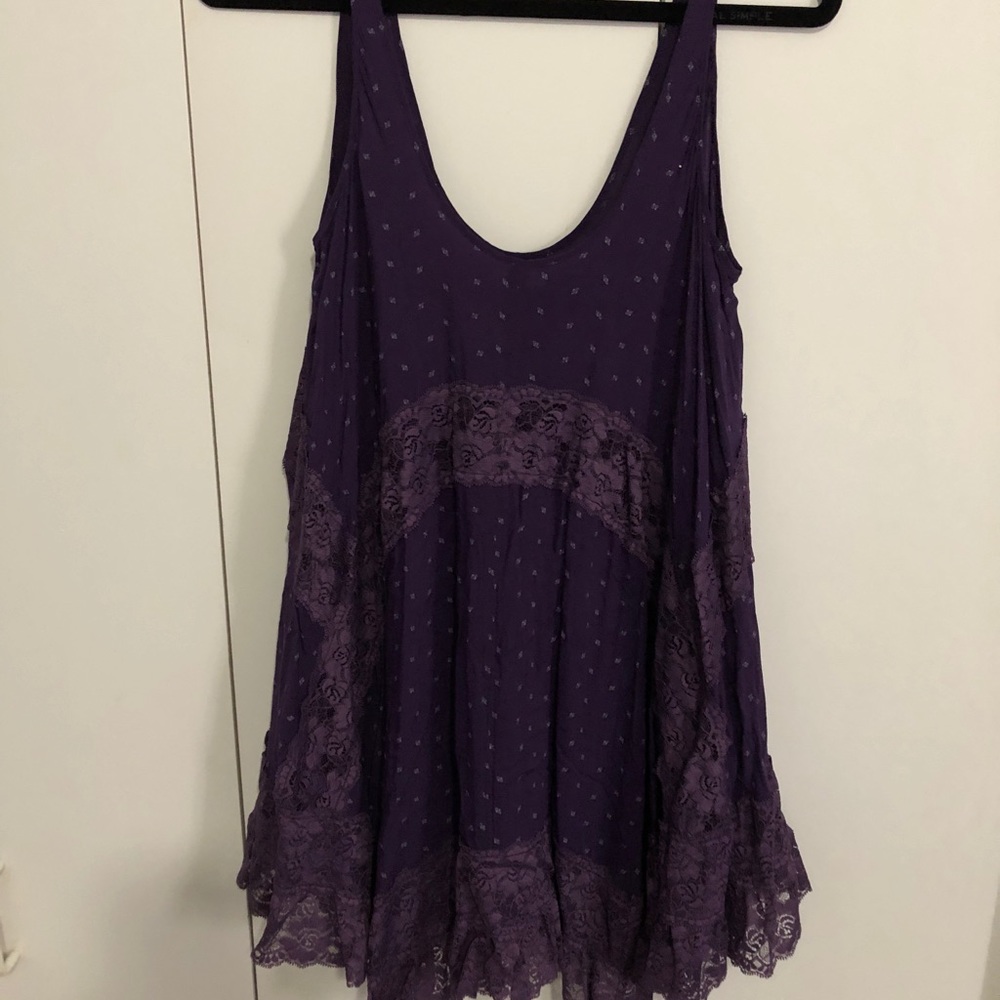 M Free People Flowy Purple Tunic with lace inset